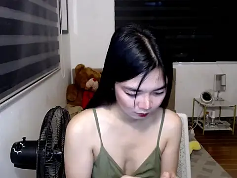Snapshot of KylieXKendall chatting on June 2026 05:21:02 AM KylieXKendall online show from June 2026 05:21:02 AM