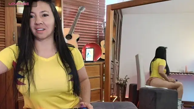 Taliapeach online show from July 2026 01:50:02 PM