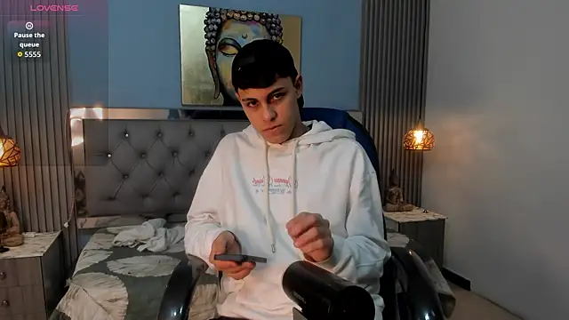 Snapshot of Ethanx18_ chatting on June 2026 03:18:02 AM Ethanx18 online show from June 2026 03:18:02 AM