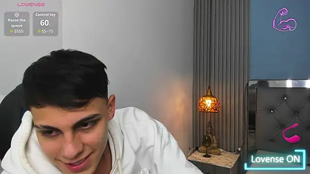 Snapshot of Ethanx18_ chatting on July 2026 04:19:01 AM Ethanx18 online show from July 2026 04:19:01 AM