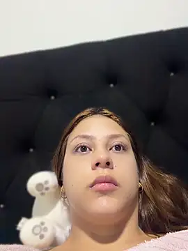 HayleyRoss  online show from June 2026 10:35:02 AM