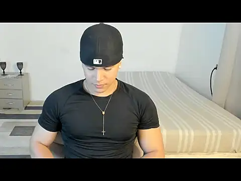 Snapshot of sant_wahlberg chatting on June 2026 01:43:02 AM sant wahlberg online show from June 2026 01:43:02 AM