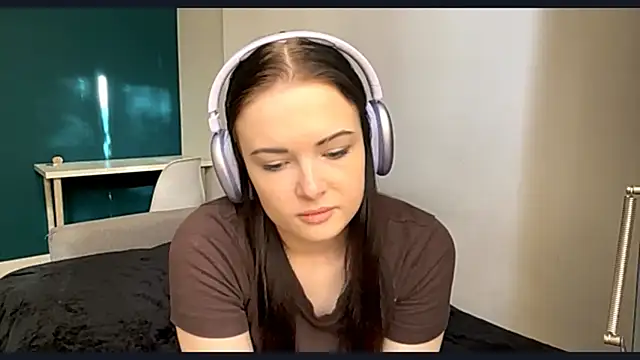 AmbientInvalid online show from May 2026 04:15:02 PM