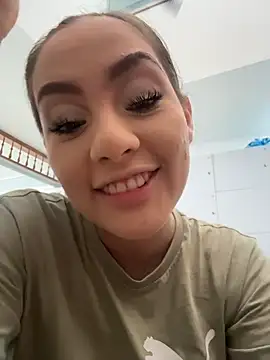 Snapshot of Megann_Rousee chatting on June 2026 11:52:02 AM Megann Rousee online show from June 2026 11:52:02 AM