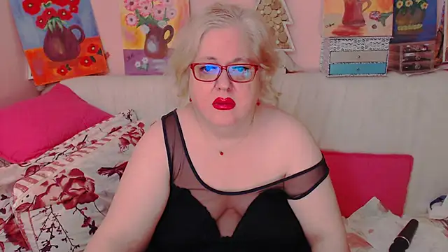 Snapshot of Maturelove_xxx chatting on May 2026 06:58:01 PM Maturelove xxx online show from May 2026 06:58:01 PM