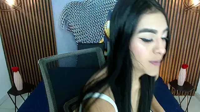 Snapshot of RoxxySweet01 chatting on May 2026 12:56:02 PM RoxxySweet01 online show from May 2026 12:56:02 PM