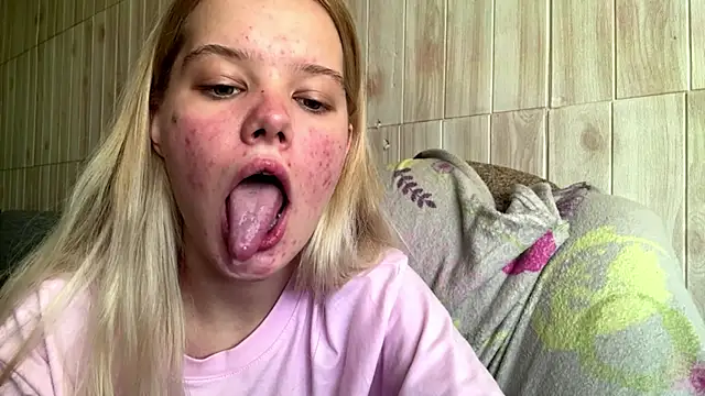 Malinwitch online show from July 2026 07:15:02 AM