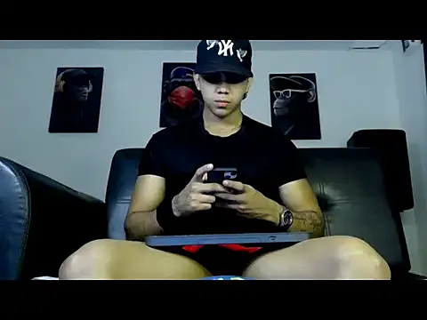 noahprada online show from May 2026 05:13:01 AM