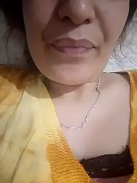Snapshot of WonderfulWomen00 chatting on May 2026 09:54:01 PM WonderfulWomen00 online show from May 2026 09:54:01 PM