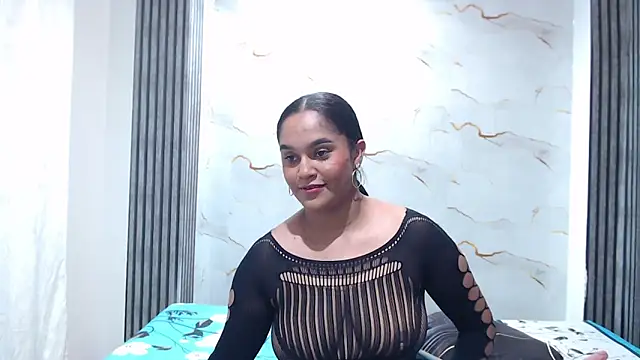 Snapshot of Liaa_cams chatting on June 2026 03:13:02 AM Liaa cams online show from June 2026 03:13:02 AM