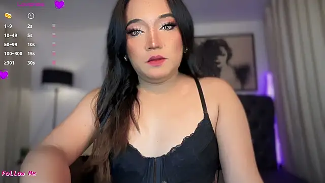 Snapshot of Sensual_Ekang chatting on June 2026 05:17:02 PM Sensual Ekang online show from June 2026 05:17:02 PM