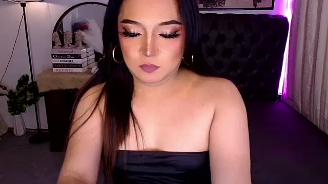 Snapshot of Sensual_Ekang chatting on July 2026 08:08:01 PM Sensual Ekang online show from July 2026 08:08:01 PM