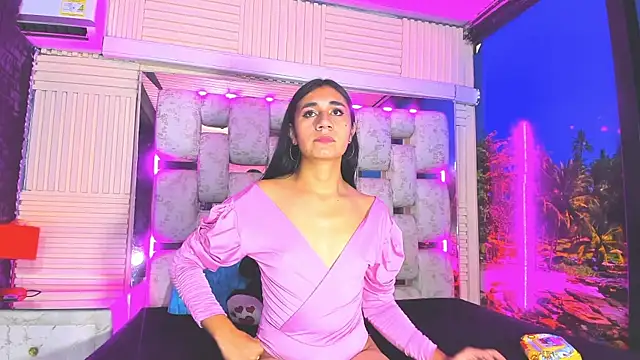 MahiaraHot online show from May 2026 01:19:01 PM