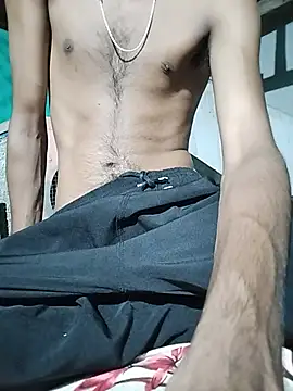 Snapshot of Tushu_under19_boy chatting on June 2026 02:21:02 PM Tushu under19 boy online show from June 2026 02:21:02 PM