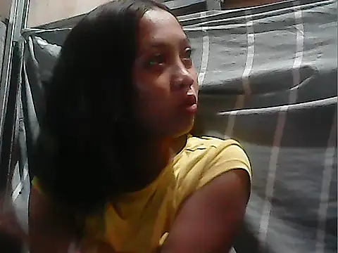Snapshot of Yours_AsianPinayGirl18 chatting on June 2026 11:06:01 PM Yours AsianPinayGirl18 online show from June 2026 11:06:01 PM