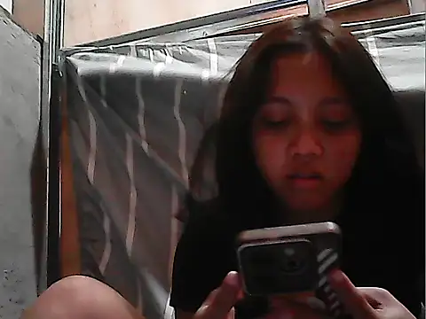 Snapshot of Yours_AsianPinayGirl18 chatting on July 2026 03:23:01 AM Yours AsianPinayGirl18 online show from July 2026 03:23:01 AM