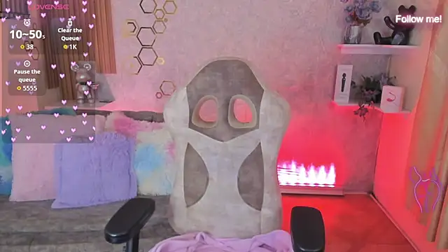 mia smoke  online show from July 2026 01:45:02 AM