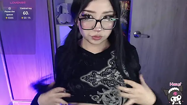 VamppyJanne online show from August 2026 02:00:02 AM