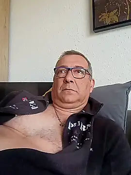 Soloyan online show from January 2025 01:08:01 PM