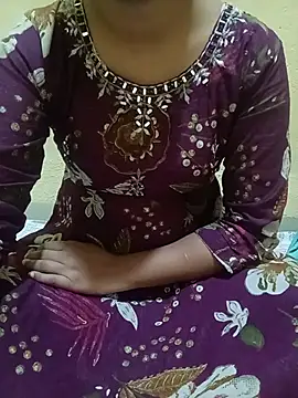 Snapshot of Seema_yadav01 chatting on May 2026 05:14:01 AM Seema yadav01 online show from May 2026 05:14:01 AM
