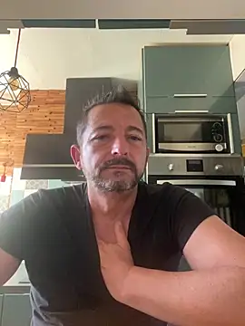 Snapshot of daddy3945 chatting on May 2026 07:15:01 AM daddy3945 online show from May 2026 07:15:01 AM