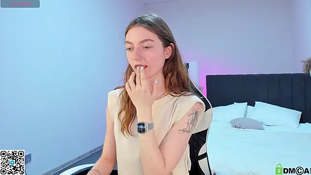 Valenora1 online show from June 2026 11:36:02 AM