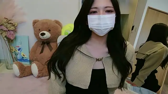 Snapshot of -Luna_JP- chatting on May 2026 10:20:01 AM -Luna JP- online show from May 2026 10:20:01 AM