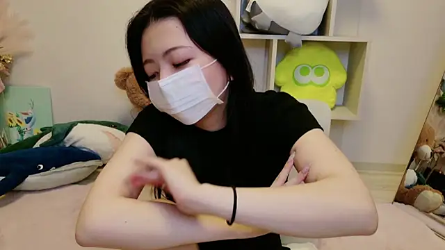 Snapshot of -Luna_JP- chatting on July 2026 01:54:01 PM -Luna JP- online show from July 2026 01:54:01 PM
