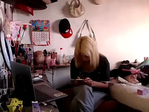 bunnyfoxxd online show from July 2026 12:57:02 PM