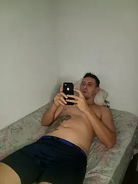 Leandro flores92 online show from May 2026 02:40:01 AM