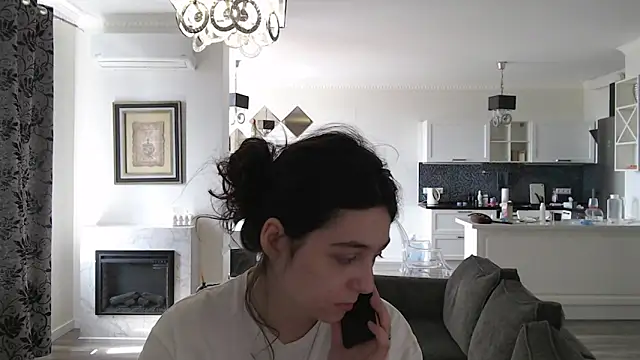 Snapshot of cute_lilia chatting on May 2026 09:25:02 AM cute lilia online show from May 2026 09:25:02 AM