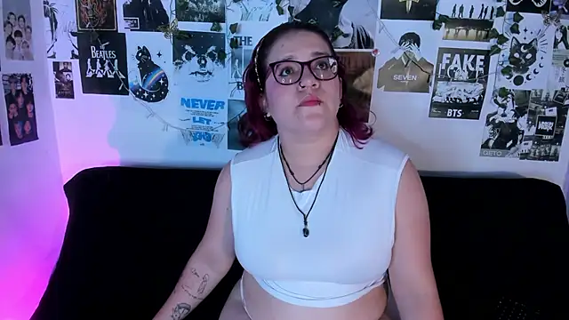 helleen21 online show from June 2026 04:21:01 AM