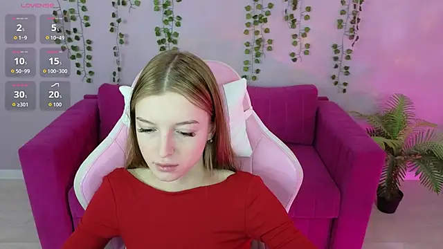 Snapshot of Eva_Th0mpson chatting on June 2026 02:53:01 AM Eva Th0mpson online show from June 2026 02:53:01 AM