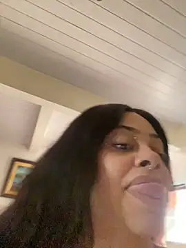 Snapshot of Anna_Brucy chatting on May 2026 06:35:01 PM Anna Brucy online show from May 2026 06:35:01 PM