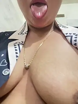 Banana-zz online show from May 2026 11:43:02 PM