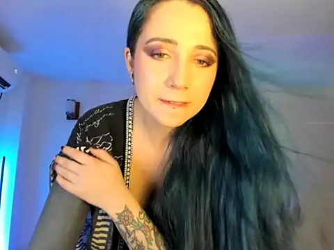 EvangelineLoveee online show from May 2026 11:35:01 PM