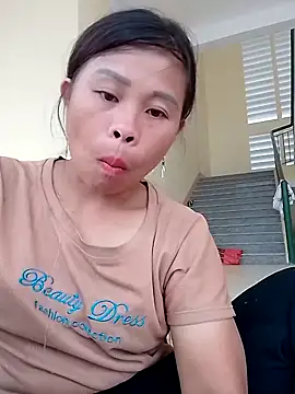 daisyy2 online show from July 2026 12:51:01 AM