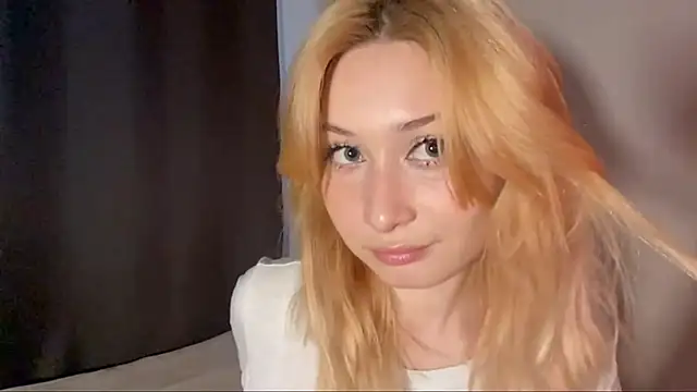 BlissfulDreams online show from May 2026 02:23:01 PM