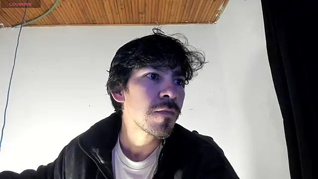 Snapshot of Piter_Drako chatting on August 2026 11:19:01 PM Piter Drako online show from August 2026 11:19:01 PM
