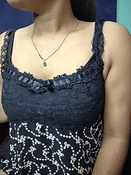 Snapshot of Menaxi_Baby7 chatting on May 2026 07:11:01 PM Menaxi Baby7 online show from May 2026 07:11:01 PM