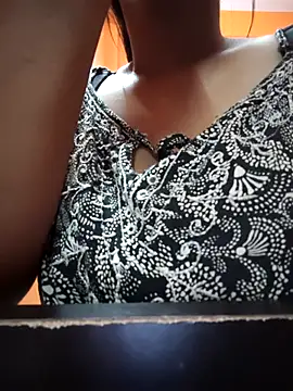 Snapshot of Menaxi_Baby7 chatting on June 2026 02:56:02 AM Menaxi Baby7 online show from June 2026 02:56:02 AM