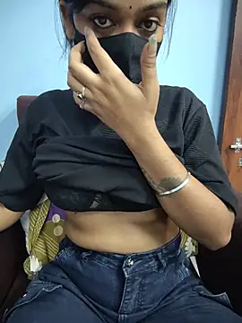 Snapshot of Menaxi_Baby7 chatting on July 2026 05:51:02 PM Menaxi Baby7 online show from July 2026 05:51:02 PM