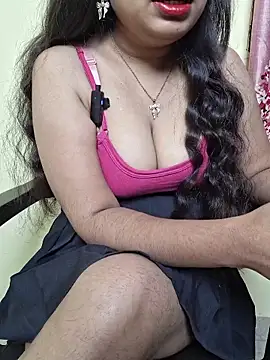 Snapshot of Hot-CouplesX chatting on June 2026 05:06:02 AM Hot-CouplesX online show from June 2026 05:06:02 AM