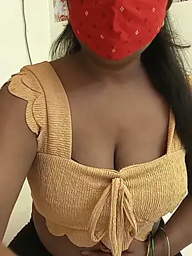 Snapshot of Sumona_darlinh chatting on June 2026 06:44:01 AM Sumona darlinh online show from June 2026 06:44:01 AM