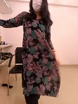 Snapshot of zoya_baby_ chatting on May 2026 06:29:01 AM zoya baby online show from May 2026 06:29:01 AM