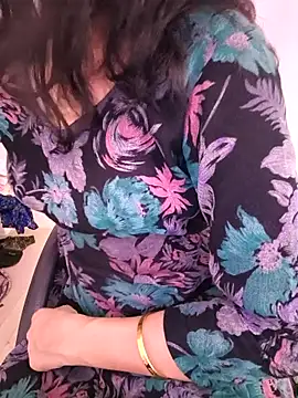 Snapshot of zoya_baby_ chatting on May 2026 07:03:01 AM zoya baby online show from May 2026 07:03:01 AM