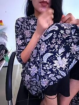 Snapshot of zoya_baby_ chatting on June 2026 04:25:02 AM zoya baby online show from June 2026 04:25:02 AM