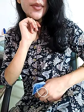 Snapshot of zoya_baby_ chatting on June 2026 04:26:02 AM zoya baby online show from June 2026 04:26:02 AM