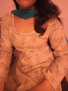 Snapshot of zoya_baby_ chatting on June 2026 03:39:02 PM zoya baby online show from June 2026 03:39:02 PM