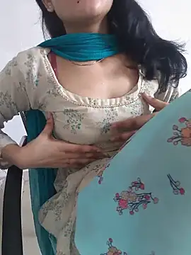 Snapshot of zoya_baby_ chatting on June 2026 10:41:02 AM zoya baby online show from June 2026 10:41:02 AM
